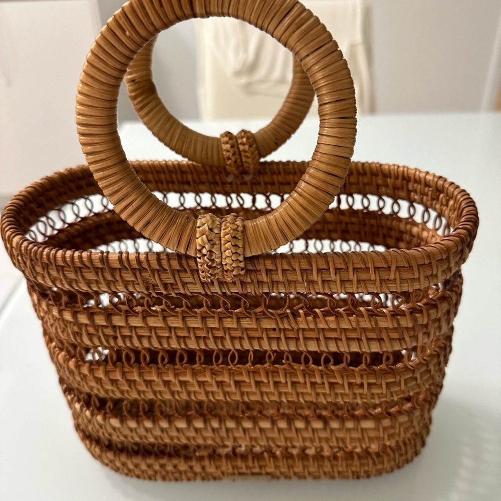 Cult gaia purse